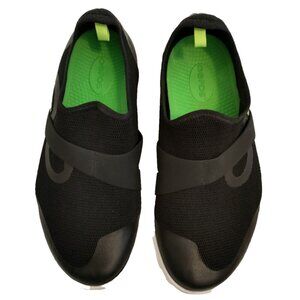 OOFOS OOmg eeZee Men's Low Black Knit Slip-On Recovery Sneakers Shoes - Size 10
